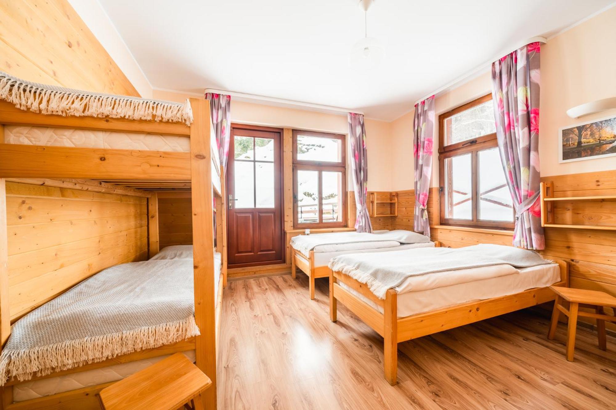 Schronisko Pttk Orlica Hotel Szczawnica Exterior photo